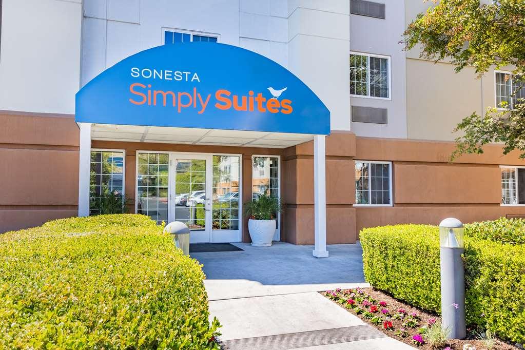 Sonesta Simply Suites Arlington Eksteriør billede